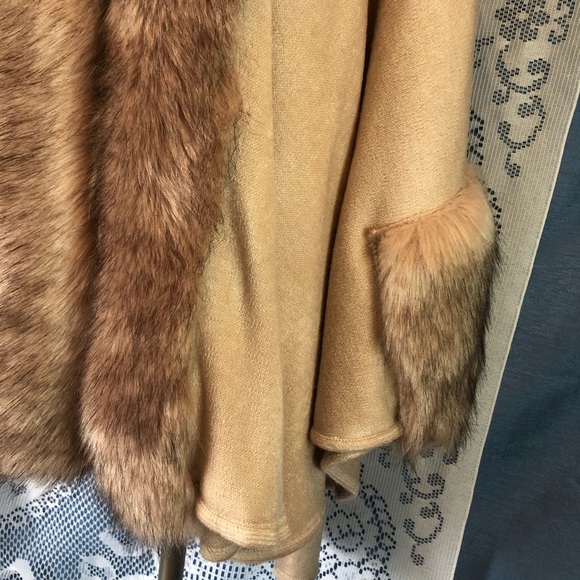 Joseph Ribkoff - Fur Poncho in Champagne - Picture 5 of 10